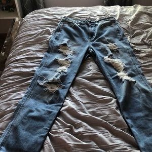 light wash ripped mom jeans